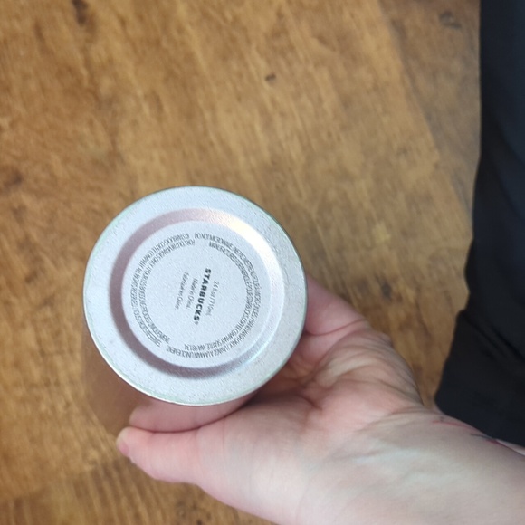 Starbucks Rose Gold Cup - Picture 4 of 4